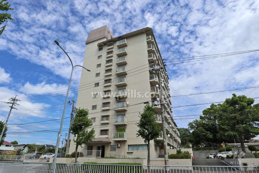 リリーハイツ田辺2号棟の外観（南西側から）