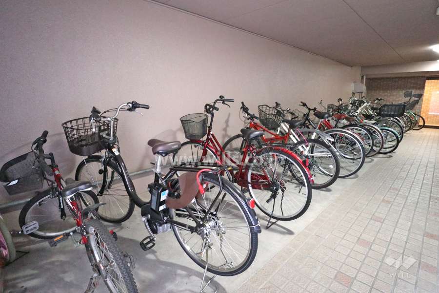駐輪場