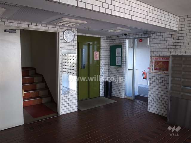 エントランスホール