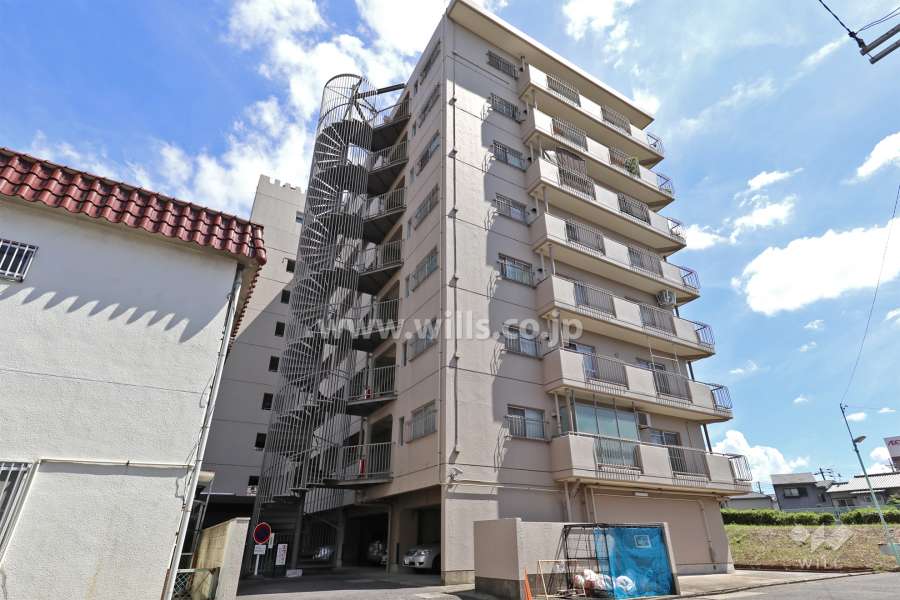 新瑞コーポラスの外観（北西側から）