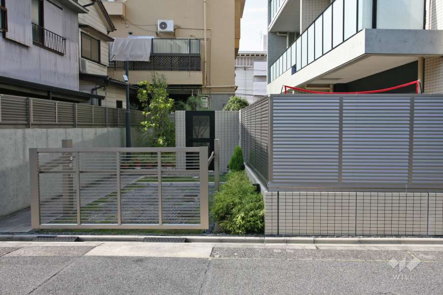 敷地内駐車場（屋外平面式）