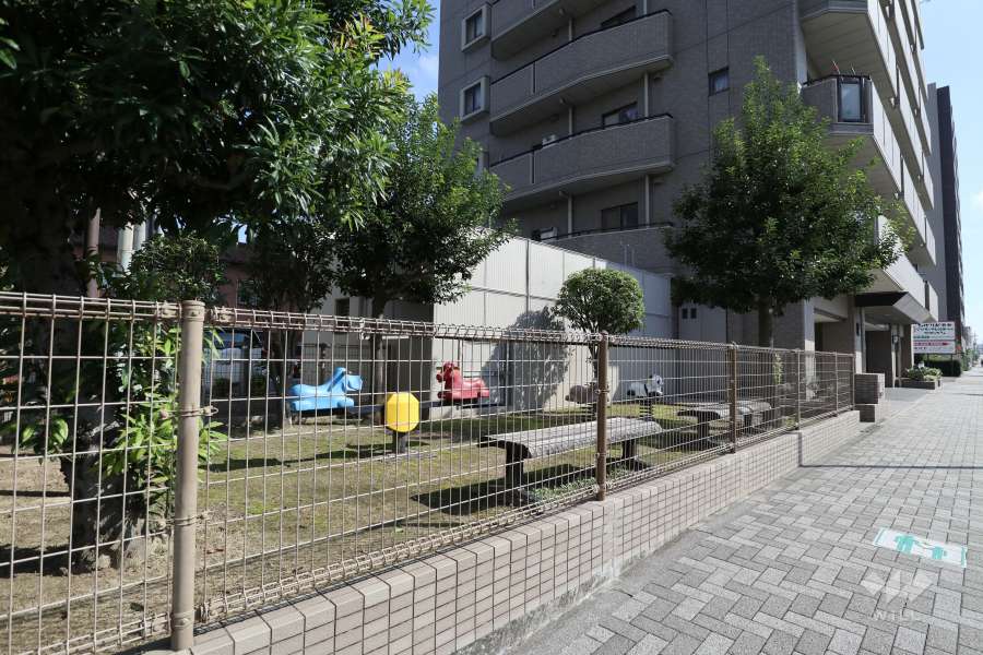 敷地南西側にあるプレイロット