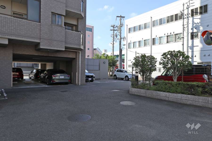 敷地内駐車場（屋内平面式・屋外平面式）