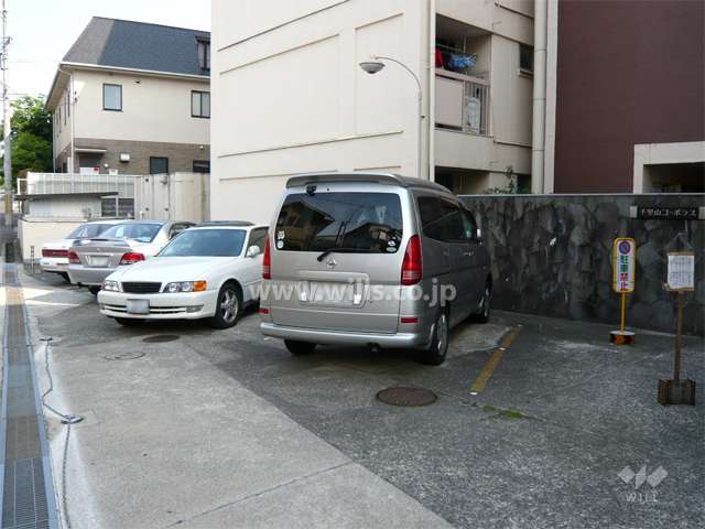 敷地内駐車場