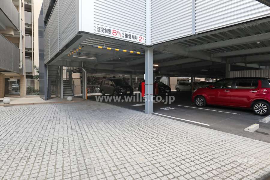 敷地内駐車場（屋内平面式）
