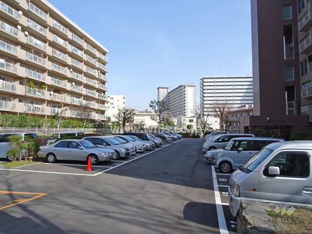 敷地内駐車場（屋外平面式）