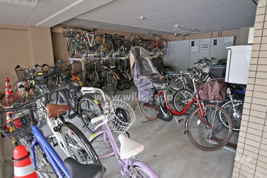 駐輪場