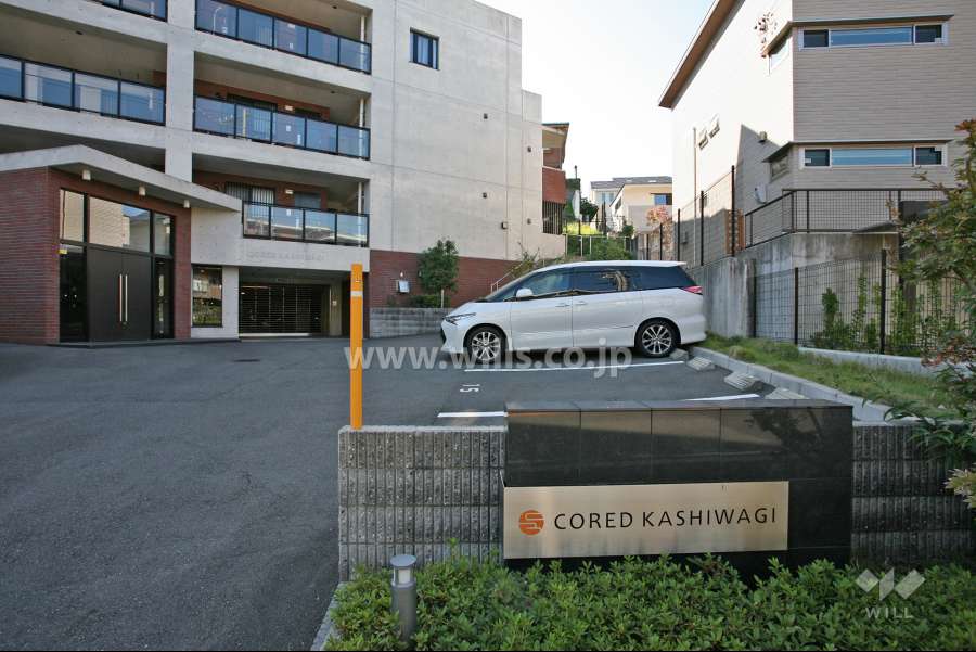 敷地内駐車場（屋外平面式）