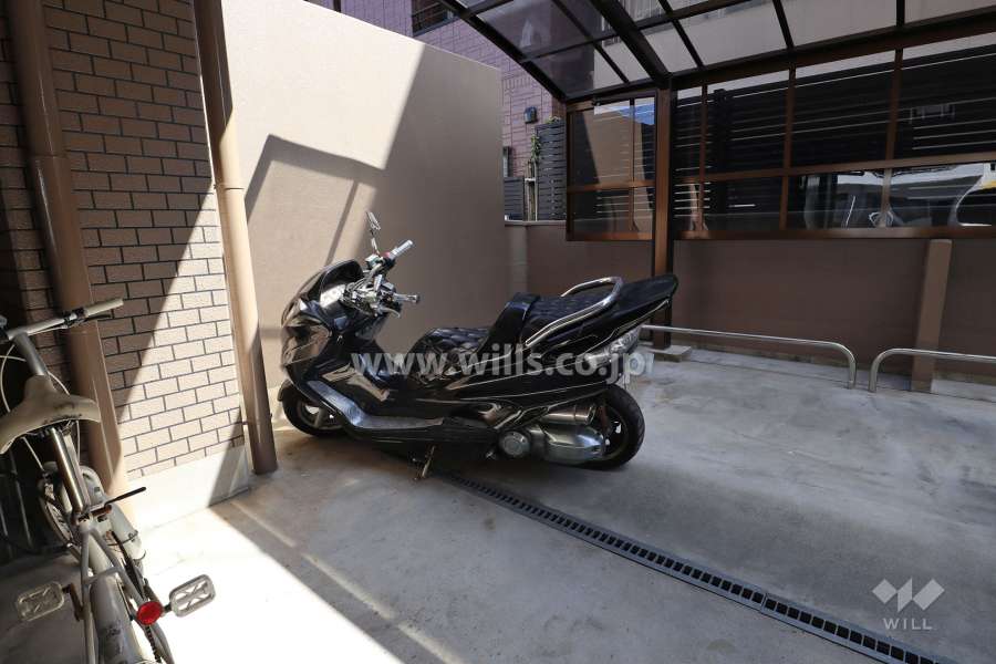 バイク置場