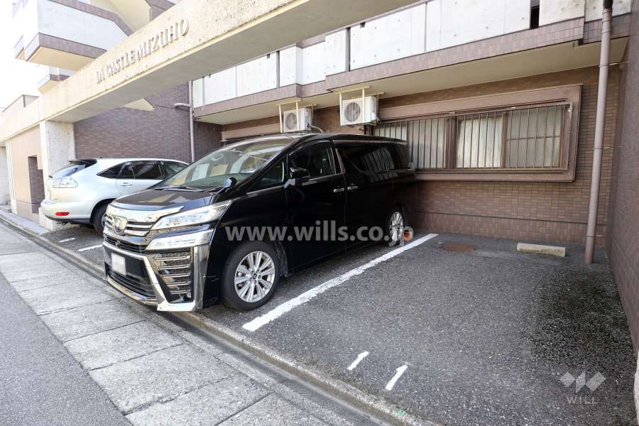 敷地内駐車場（屋外平面式）
