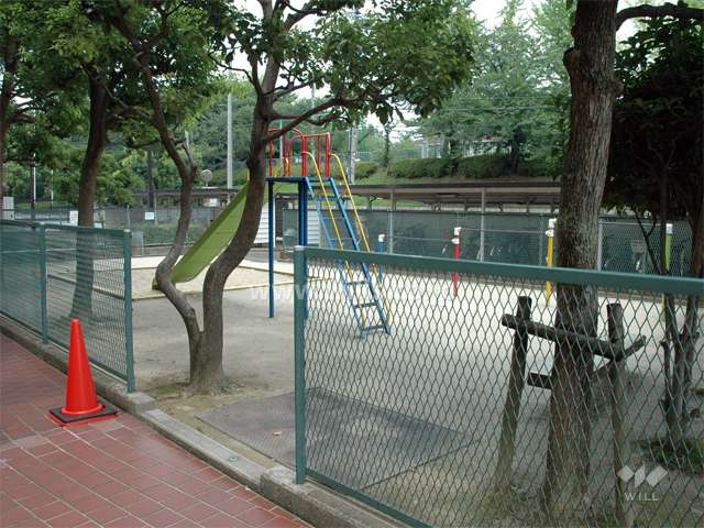 敷地内の公園