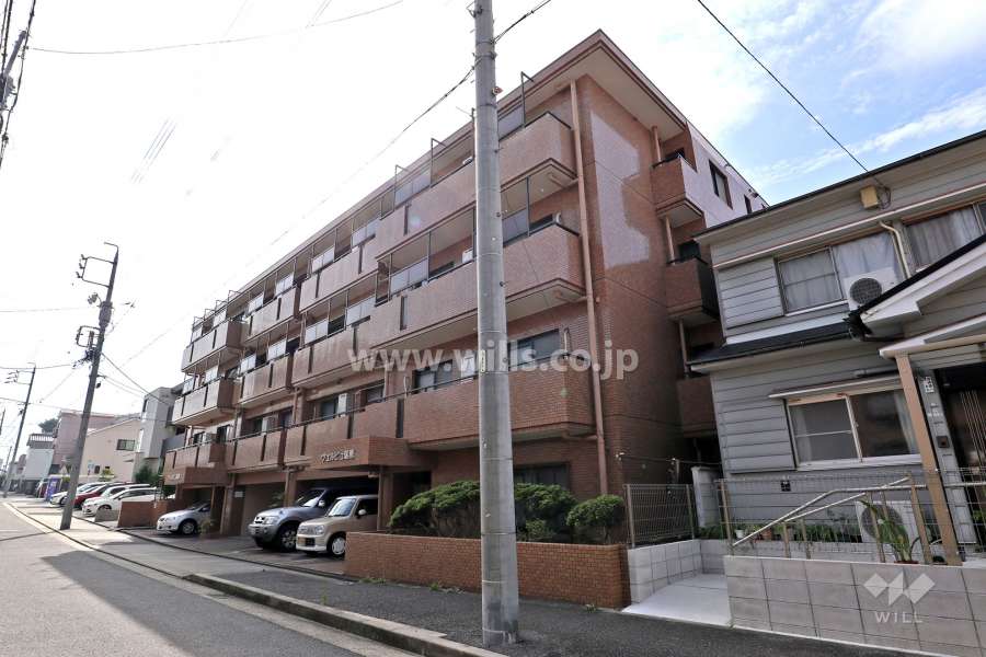 ヴェルビュ瑞穂の外観（南西側から）