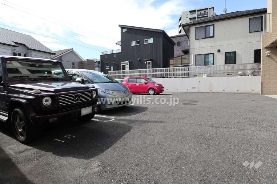 敷地内駐車場（屋外平面式）