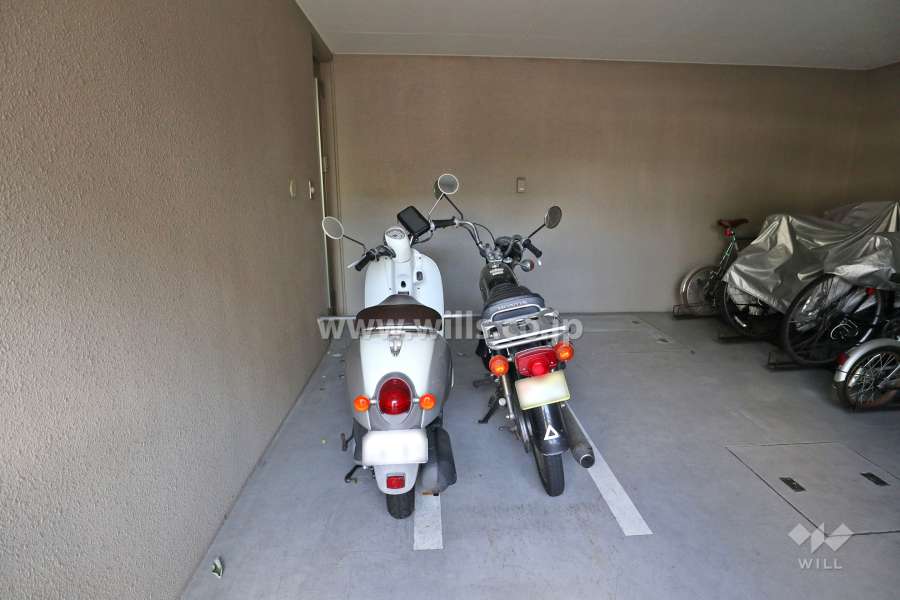 バイク置場
