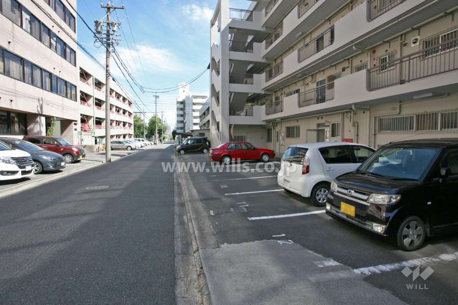 敷地内駐車場(屋外平面式)