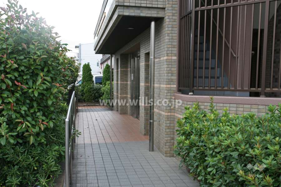 エントランスアプローチ