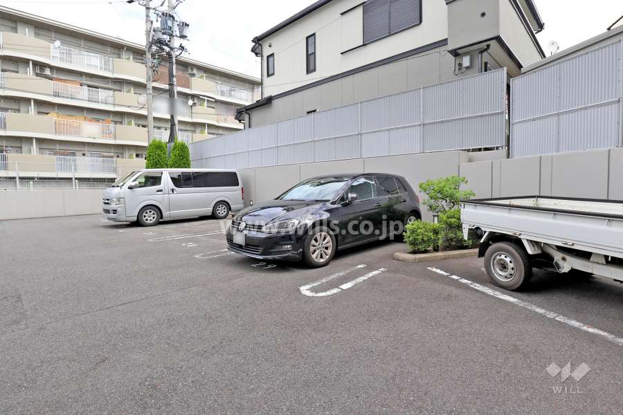 敷地内駐車場（屋外平面式）-(2)