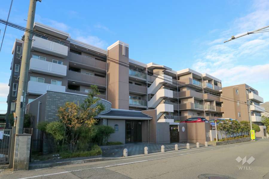 レスタージュ仁川の外観（東側から）