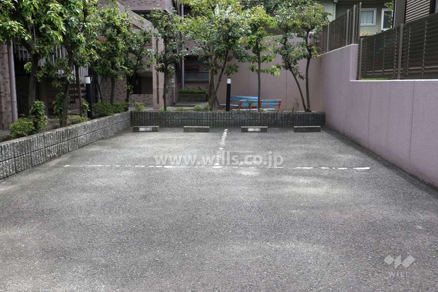 敷地内駐車場（屋外平面式）