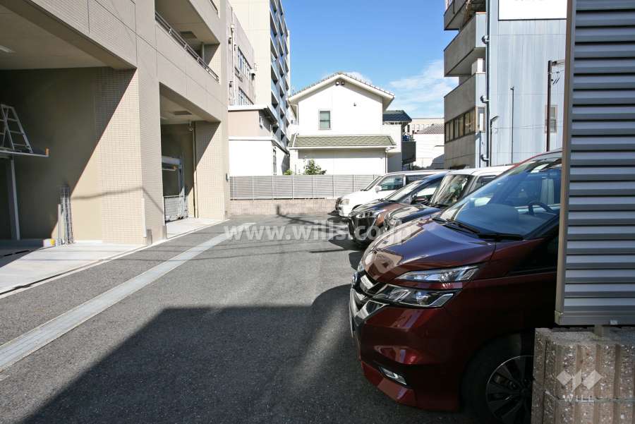 敷地内駐車場(屋内機械式・屋外平面式))