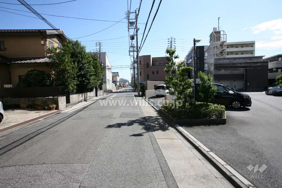 敷地の前面道路