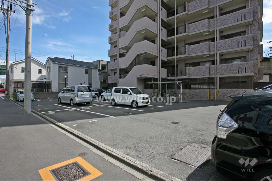 敷地内駐車場（屋外平面式）