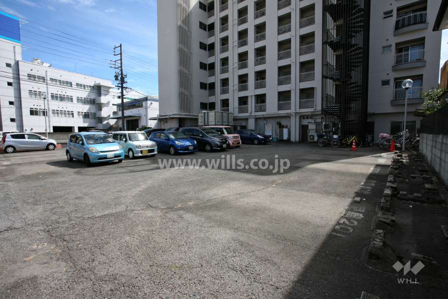 敷地内駐車場（屋外平面式）