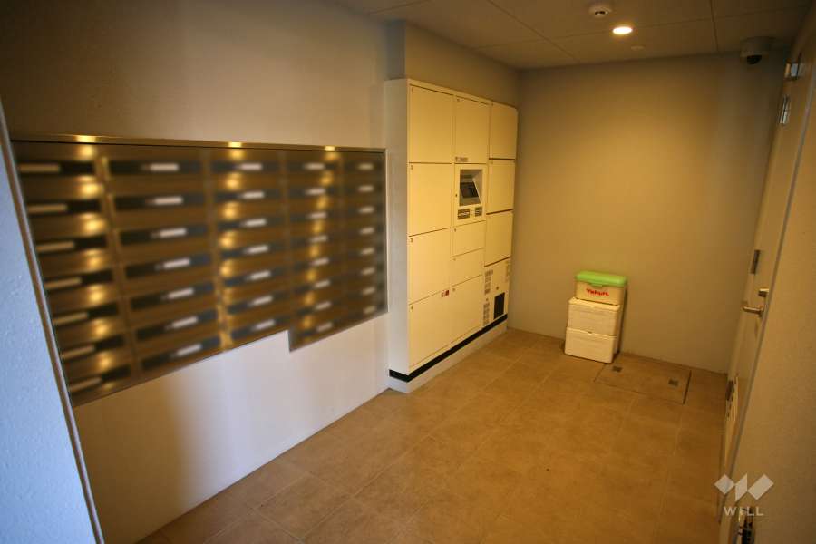 宅配ボックスと共用ポスト