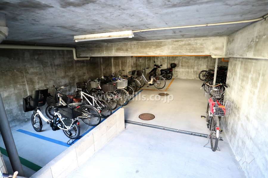 駐輪場