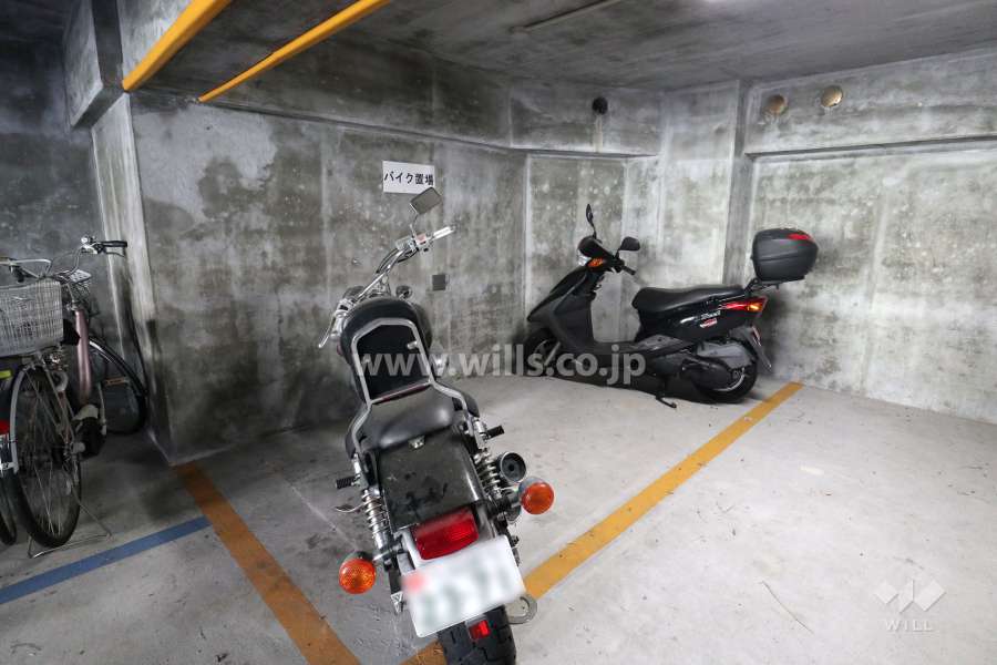 バイク置場