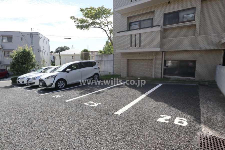 敷地内駐車場（屋外平面式）