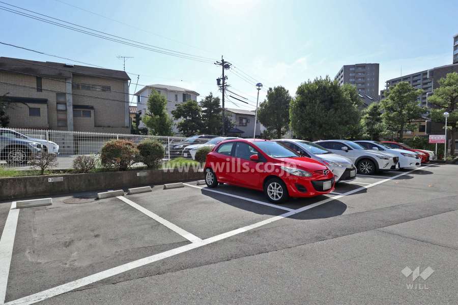 敷地内駐車場（屋外平面式）