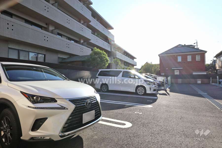 敷地内駐車場（屋外平面式）