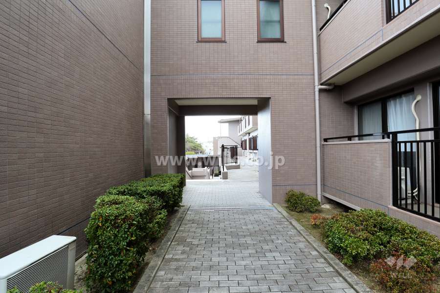 敷地内の通路