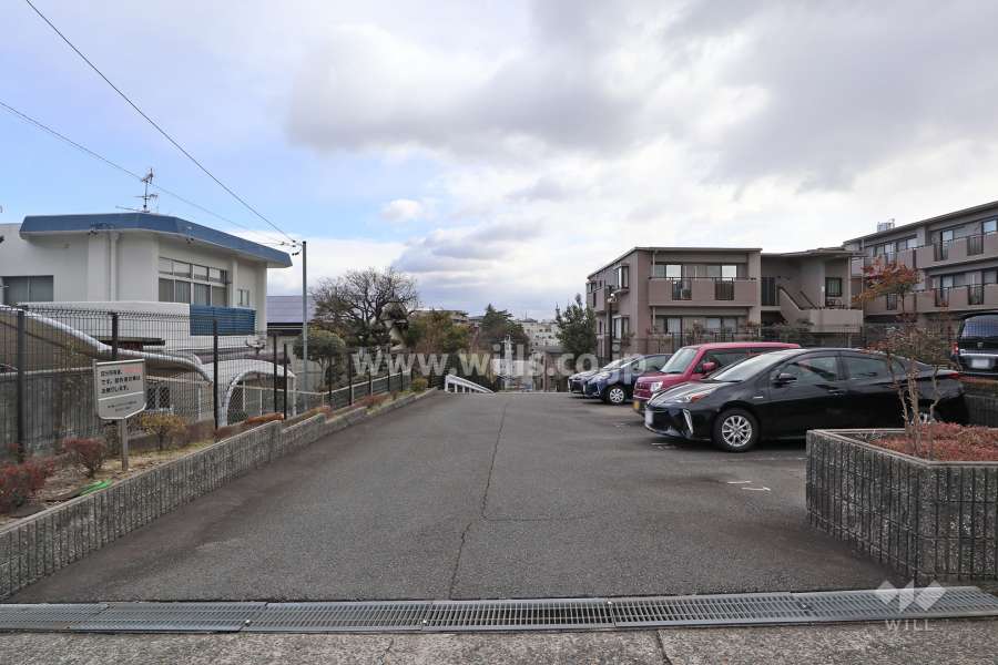 敷地内駐車場の出入口