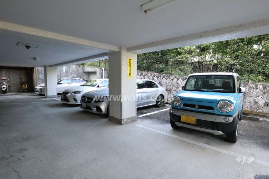 敷地内駐車場（屋外平面式）