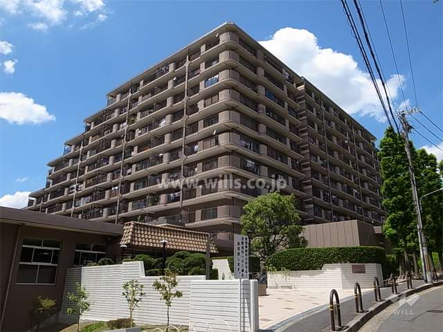 千里台スカイハイツA棟の外観（南東側から）