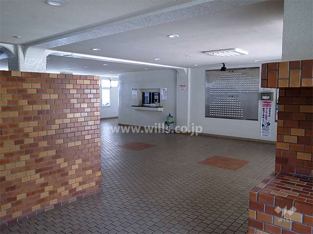 エントランスホール