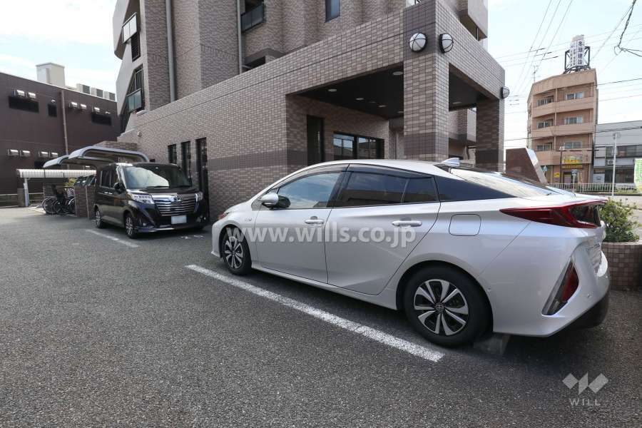 敷地内駐車場（屋外平面式）