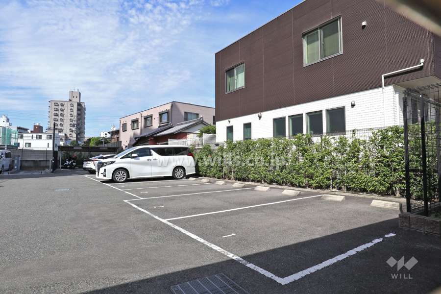 敷地内駐車場（屋外平面式）