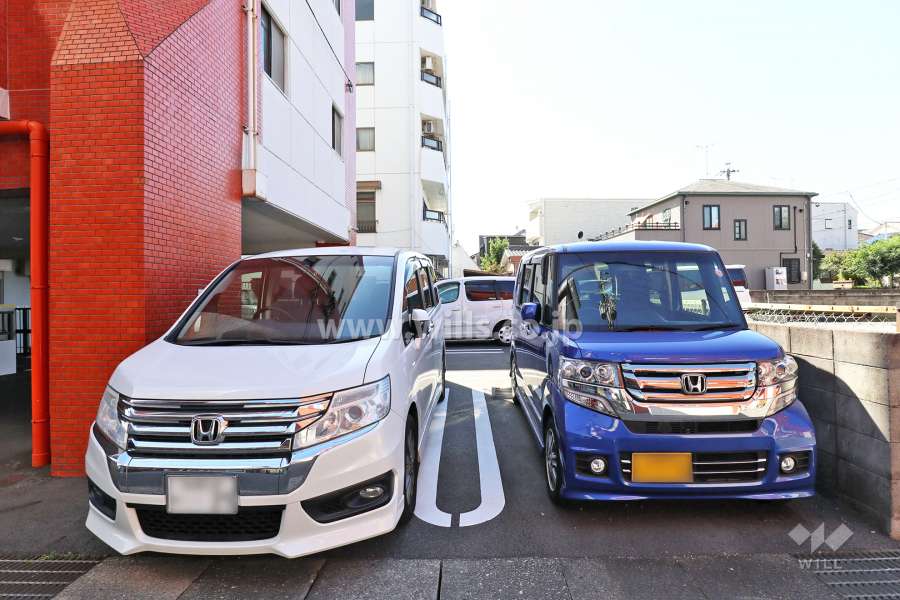 敷地内駐車場（屋外平面式）