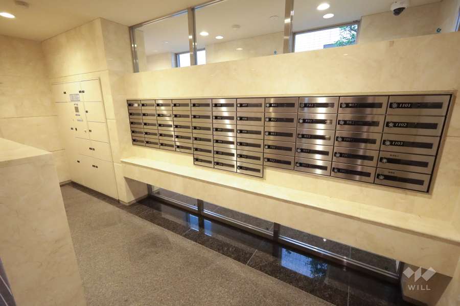 共用ポストと宅配ボックス