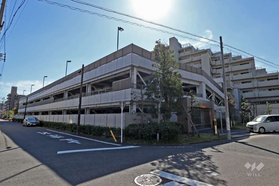 敷地内駐車場（立体自走式）