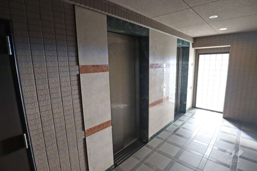 共用のjエレベーター