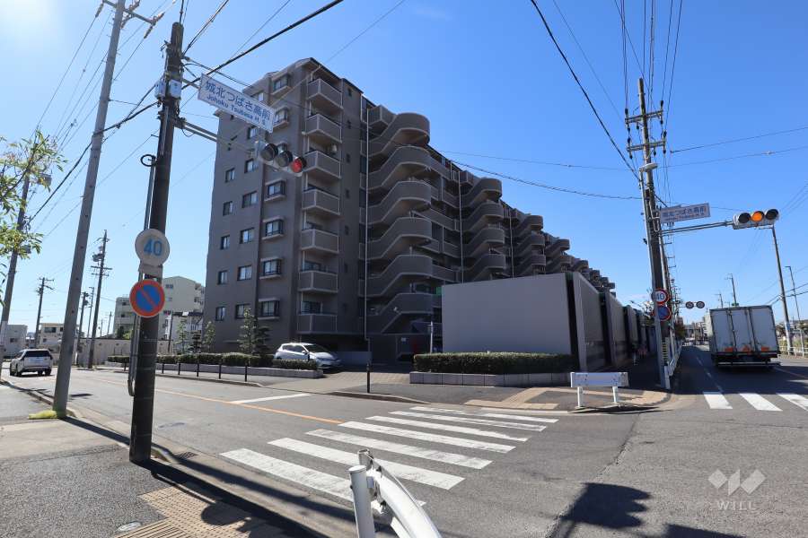 ファミール庄内通の外観（北東側から）