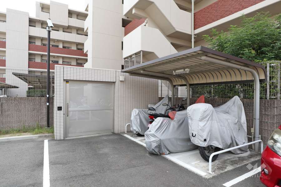 駐輪場、バイク置場