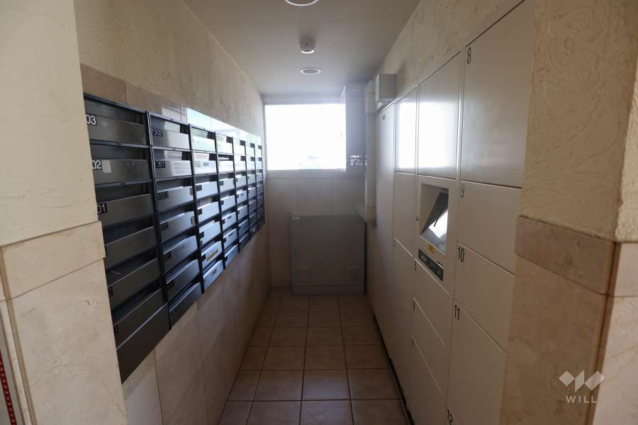 宅配ボックスと共用ポスト