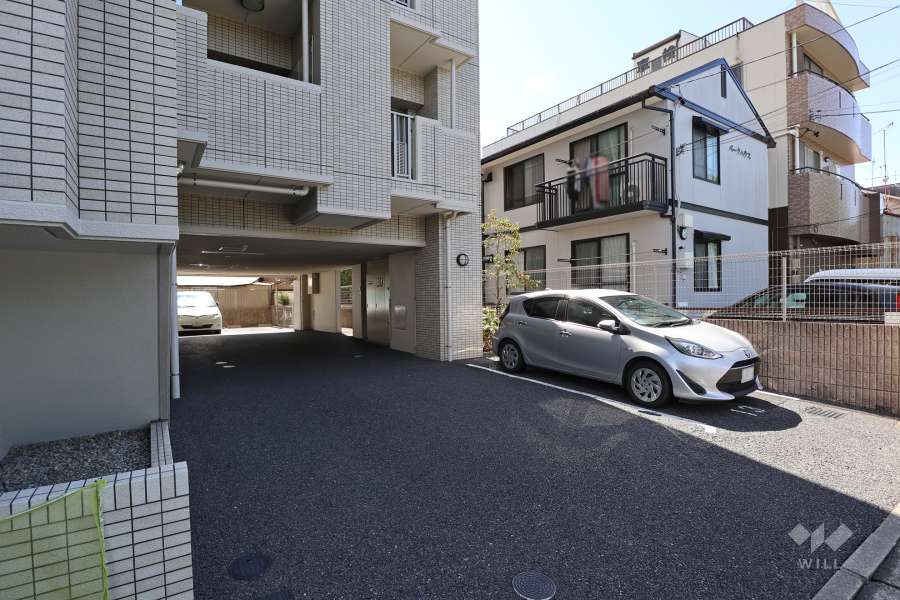 敷地内駐車場（屋内平面式、屋外平面式）