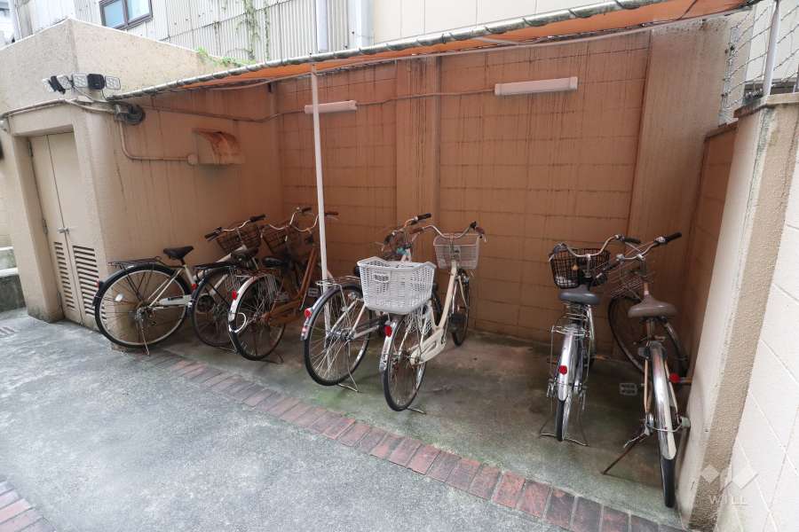 駐輪場