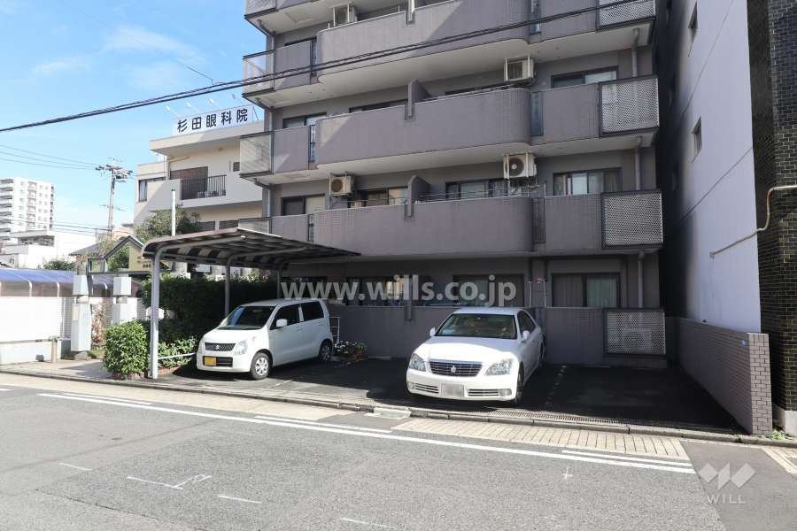 敷地内駐車場（屋外平面式）